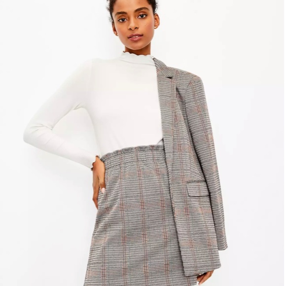LOFT Dresses & Skirts - Clearance 3/$12 or 4/$15 Loft Paperbag Skirt